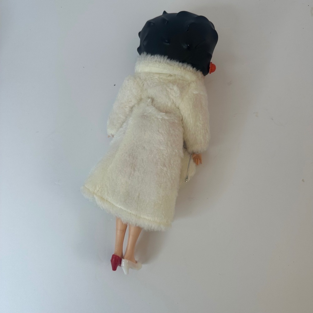 Vintage Betty Boop Fashion Doll White Faux Fur Coat Red Dress Collectible Toy - Picture 2 of 2
